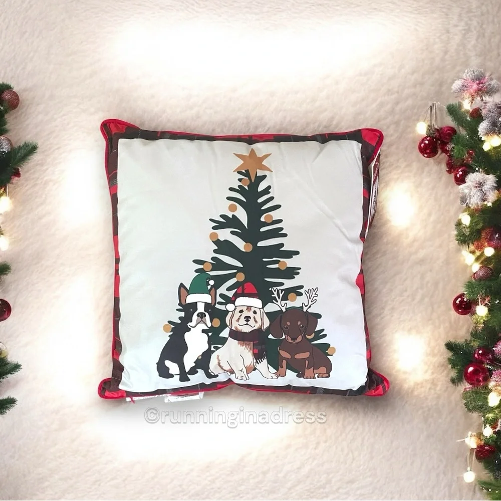 NWT Home Reflections Light Up Holiday Throw Pillow With Red & Black Tartan Trim